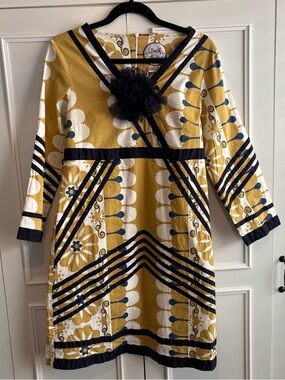 Yellow and navy Floral-Print knee length Dress with navy trim